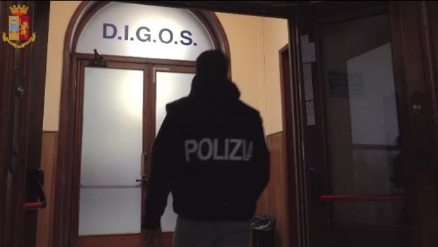 Operazione della polizia postale, perquisiti 29 no vax