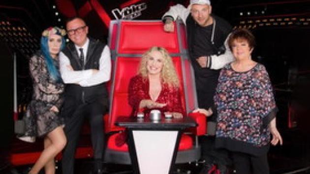 Antonella Clerici torna con "The Voice Senior" su Rai1