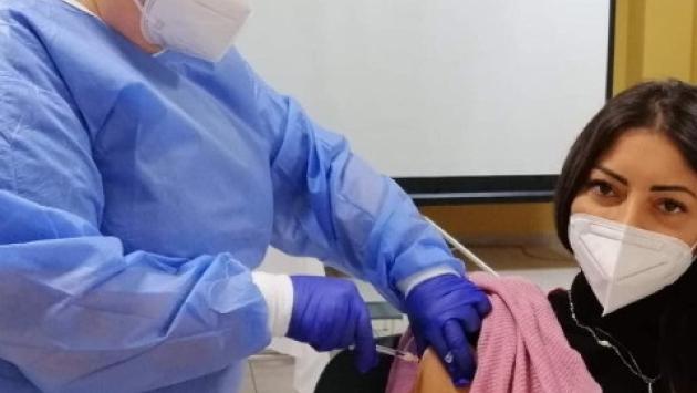 Vaccinazioni, da lunedì arrivano via SMS gli appuntamenti per la terza dose 