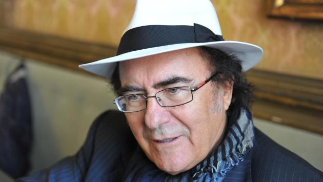 Disavventura per Al Bano, 'negato l'accesso al bagno dell'aereo'