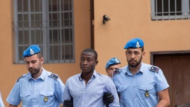 Solomon, un caso psichiatrico. In Via Burla rischia