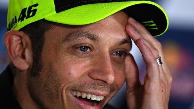 Pernat e la strana Yamaha di Valentino Rossi