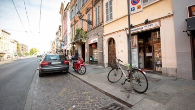 Gli stalli per disabili? Invisibili