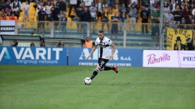 Parma senza Barillà e Kucka (ma al Bologna mancano Dijks, Sansone e Poli)