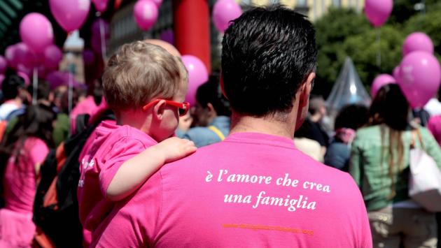 Cassazione: no al riconoscimento a figli di due padri