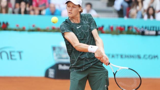 Sinner piega anche Kraijnovic: ai quarti affronterà Tsitsipas