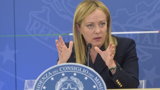 Pensioni, dietrofront del governo su opzione donna: salta il legame con il numero dei figli