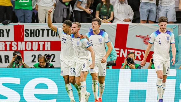 Tre gol al Senegal, Inghilterra ai quarti contro i Bleus