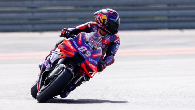 Martin vince la sprint race di Le Mans, ritiro per Bagnaia