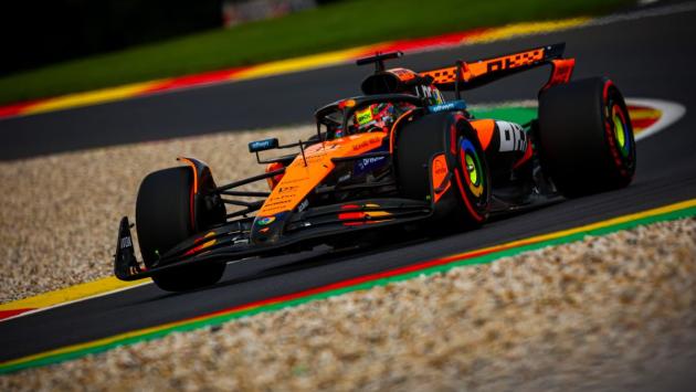 In Belgio Piastri conquista la pole per la sprint race, 4° Leclerc