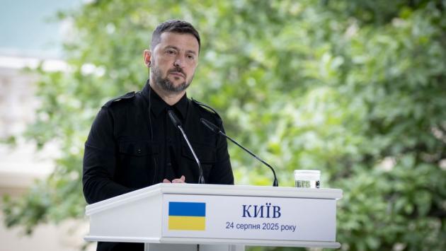 Zelensky "Pronti a ogni incontro, ma nessuno si fida di Putin"