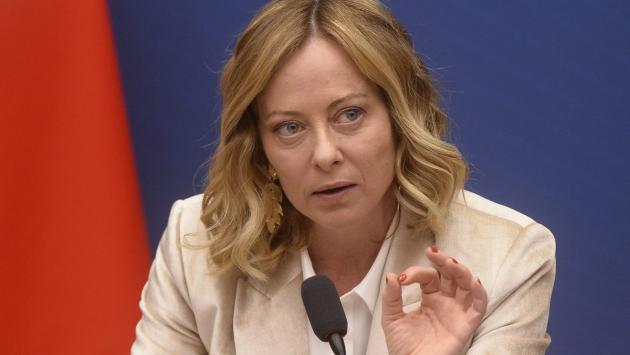 Meloni "Drastico calo degli sbarchi, l'immigrazione si può governare"