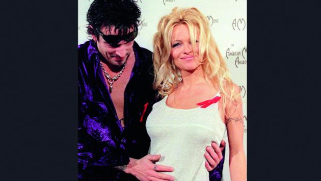 Pamela Anderson e Tommy Lee, lo scandalo sex prima dell'epoca social