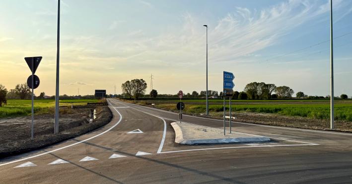 Sissa trecasali, aperta la “tangenzialina” di trecasali. Collega via De Andrè e la nuova rotatoria sulla Strada provinciale 8, da poco riqualificata