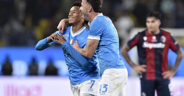 Bologna battuto 2-0, il Napoli vince la Supercoppa italiana