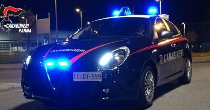 Felino: accerchiati, colpiti e costretti a consegnare il denaro. 4 giovani denunciati per rapina