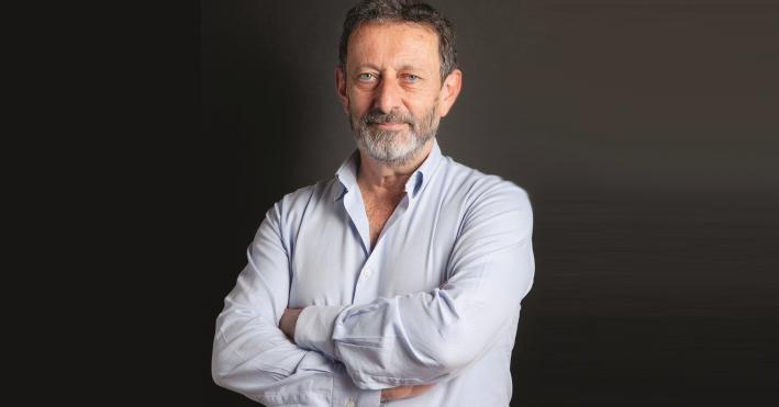 Oggi in San Giovanni arriva Michele Serra: politica e attualit&agrave; finiscono sotto la lente