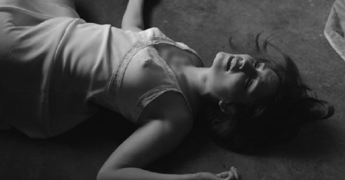 L&rsquo;&laquo;Orfeo&raquo; in bianco e nero: il tocco cinematografico di Shirin Neshat