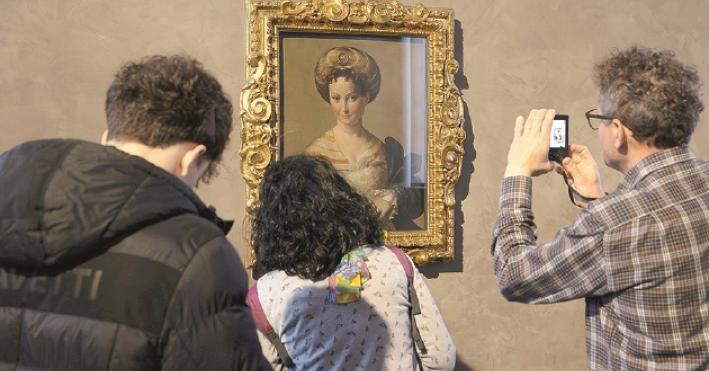 Telecamere e allarmi per proteggere l'arte. E quella refurtiva nascosta in un cappotto al museo Lombardi