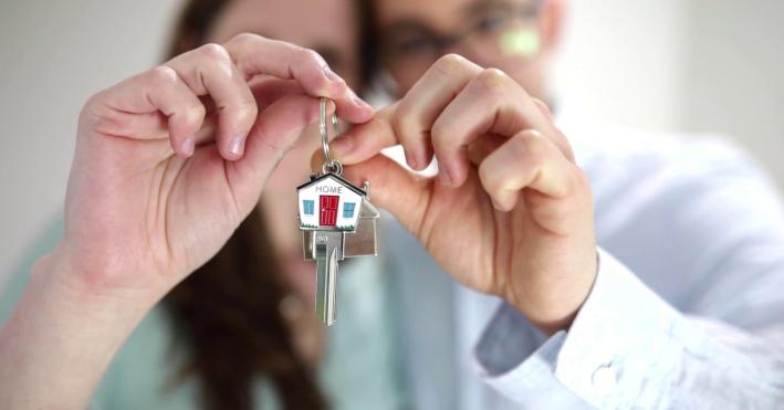 Risalgono tassi mutui, per la casa al 3,37% a dicembre