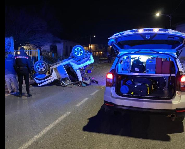 Mamiano di Traversetolo: finisce con l'auto contro una cancellata, trasportato al Maggiore
