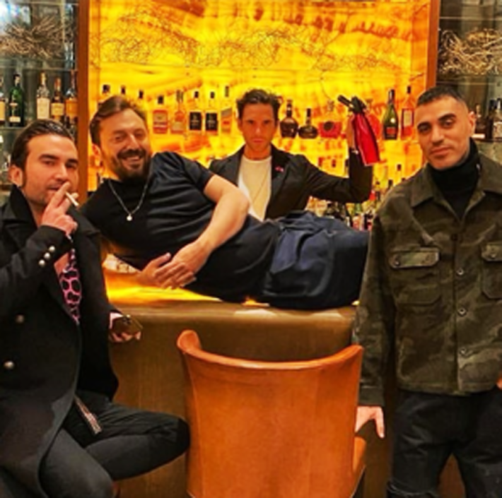 "Una nuova incredibile band" per l'uscita di Colibr&igrave;, ultimo disco di Cesare Cremonini