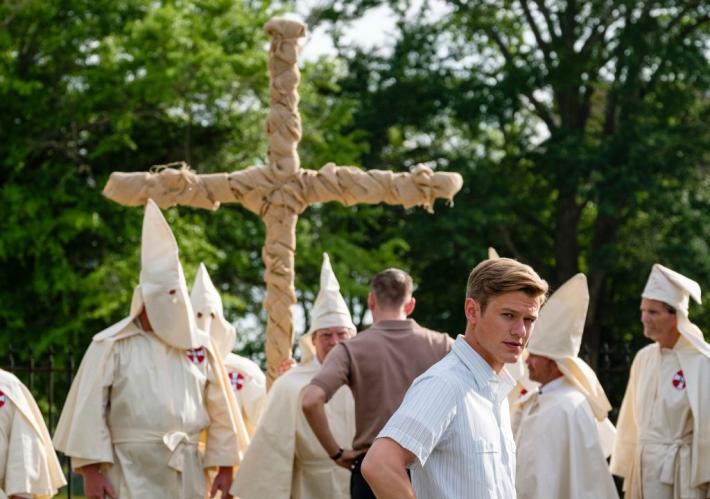 Un film civile ma debole e didascalico 