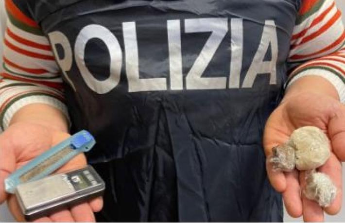 Arrestati due italiani,  in possesso di ca. 60 gr. di eroina