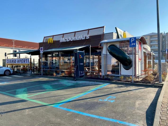 McDonald  ha aperto a Salsomaggiore: d&agrave; lavoro a 38 persone