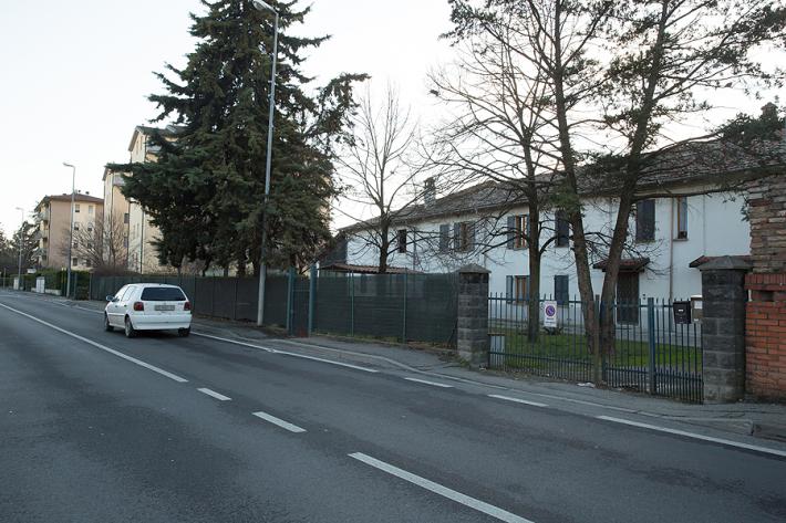 Si finge rappresentante delle Forze dell&rsquo;Ordine e ruba 70 euro a un anziano 81enne