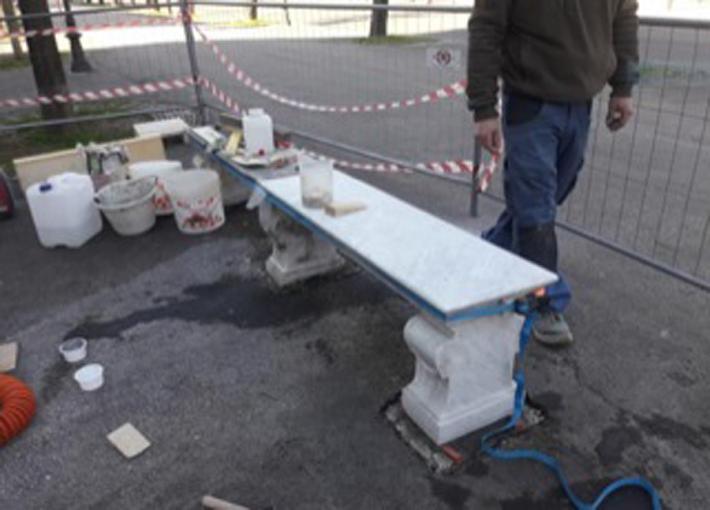 Manutenzione arredo urbano, aree cani ed alberi storici