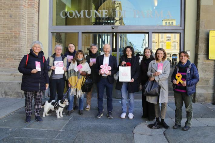 Vetrine Consapevoli dell&rsquo;endometriosi, a Parma premi speciali