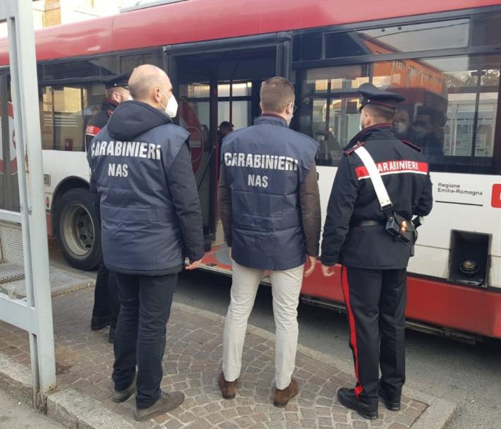Carabinieri nas: controlli anti-covid sui mezzi di trasporto pubblico