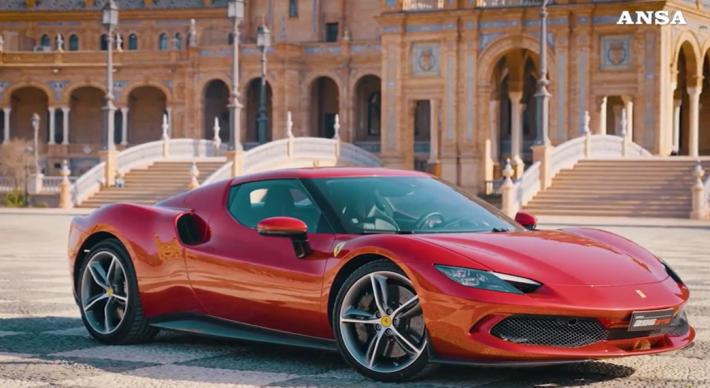  Ferrari 296 GTB, con il V6 ibrido apre una nuova era