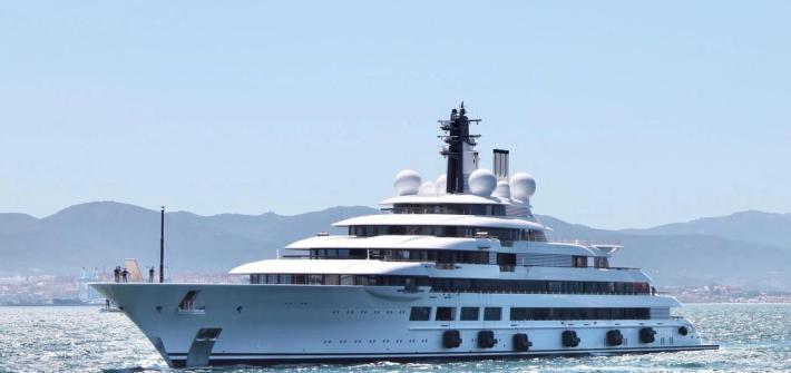 Superyacht a Marina di Carrara e' di Putin