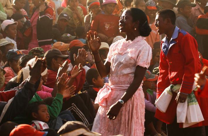 Al Qumar: L'isola della luna di Odetta Carpi
