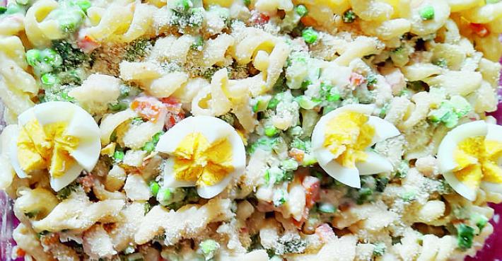 Appetitosi fusilli giganti al forno