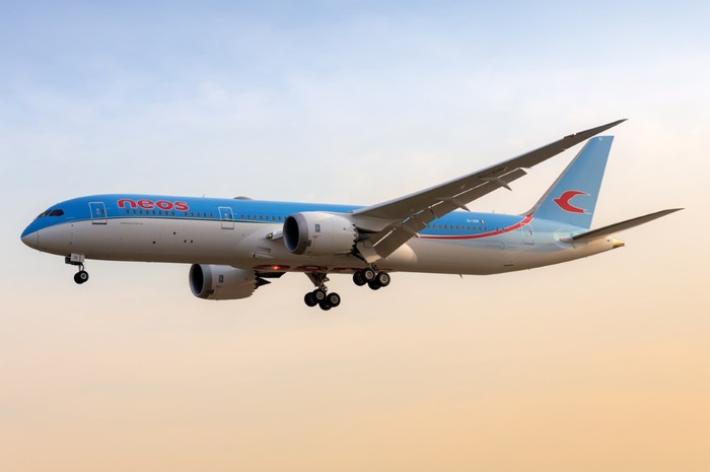 Hai figli? in questionario assunzione hostess, e' polemica