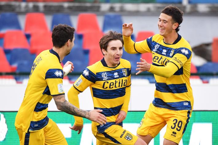 Bernab&egrave; (e Danilo) sbanca Cosenza, 3-1 e regala tre punti al Parma - Risultati e classifica