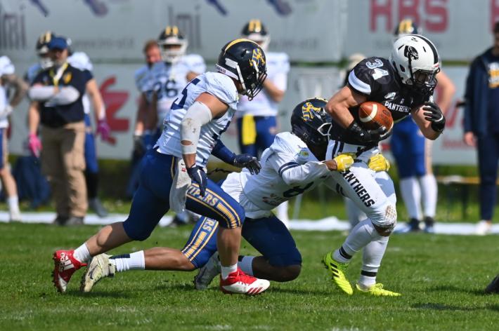 I neopromossi Vipers battono i campionio d'italia Panthers 24-21
