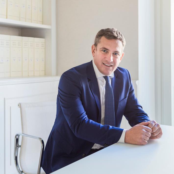 Deammatico incidente in moto: morto a Roma l'ex marito di Gloria Bellicchi