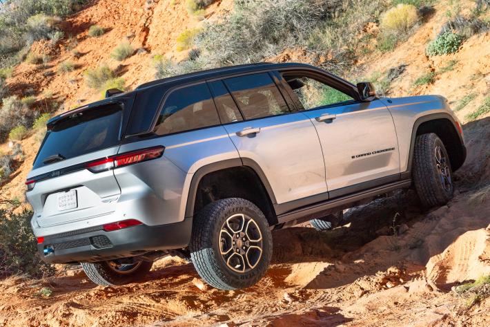 Jeep Grand Cherokee 4xe, la nuova generazione promossa in Texas