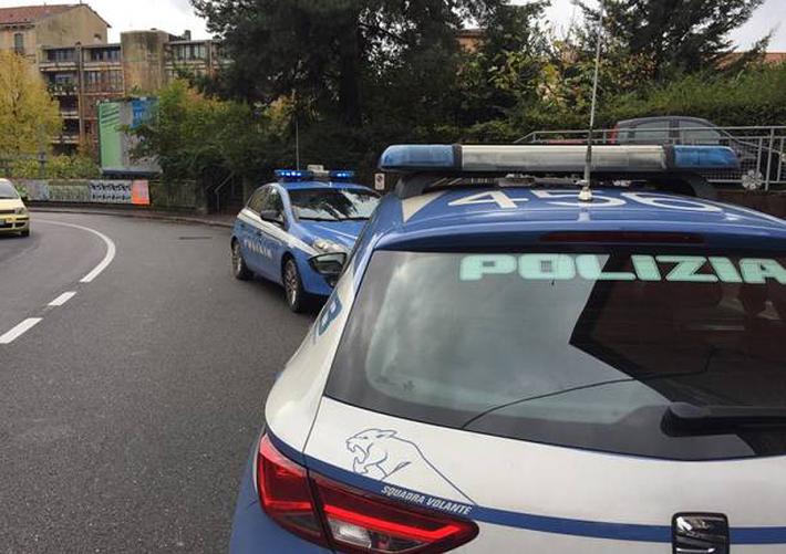 Spara al cane della vicina con una soft air - denunciato uomo per getto di cose pericolose.