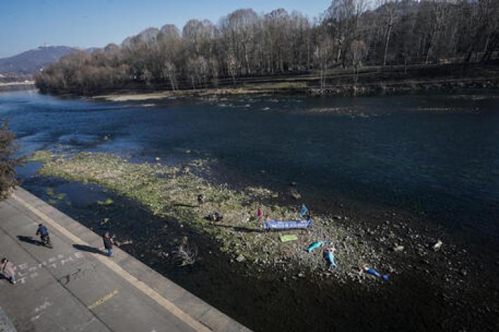 Coldiretti, arriva con piogge dimezzate, allarme siccit&agrave;