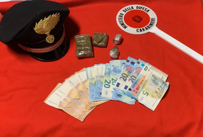 Al parco con l&rsquo;hashish: arrestato soggetto per detenzione ai fini di spaccio di stupefacenti
