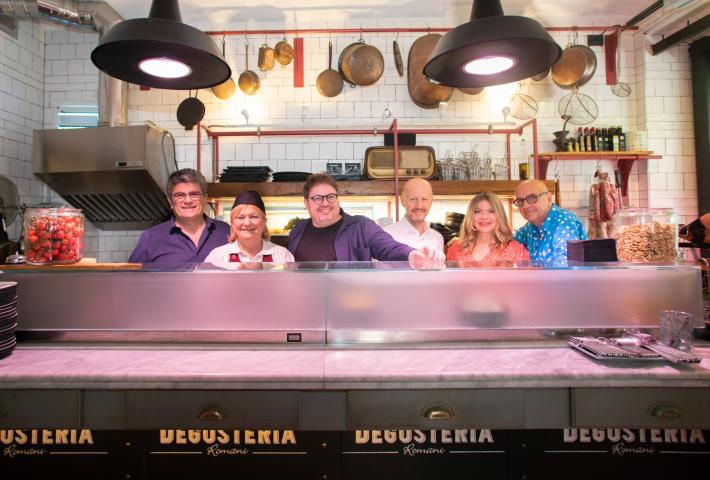 Foto Romani Discovery