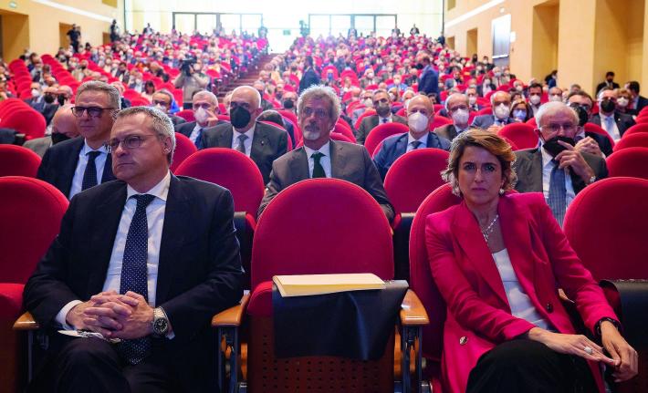 I commenti Cantieri, ambiente e riforme i temi pi&ugrave; &laquo;caldi&raquo;