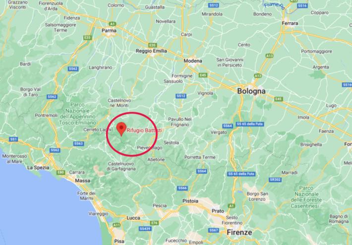 Ritrovati  morti tutti e 7 i passeggeri dell'elicottero scomparso. I soccorritori: "Abbiamo trovato tutto bruciato"