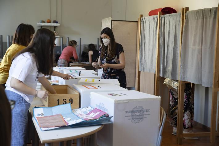 Amministrative: alle 19 affluenza a Parma  del 36.93% (precedente: 36.85) a Bardi alle 19 ha votato il 27.10%