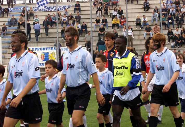 Trovato morto l'ex calciatore di Torino e Palermo Omolade. A Treviso fu vittima di razzismo